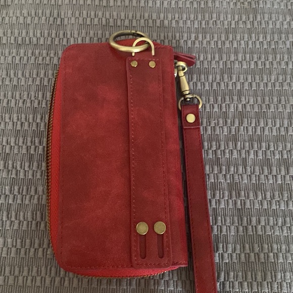 Pola Red wristlet-new - Picture 3 of 5